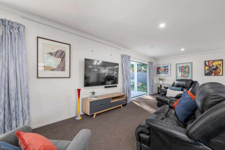 69 Inkerman Street Renwick_9