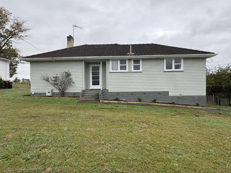 17 Charles Crescent_0