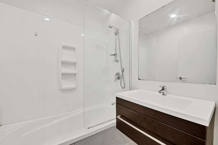 2/9 Cameron Street Sydenham_18