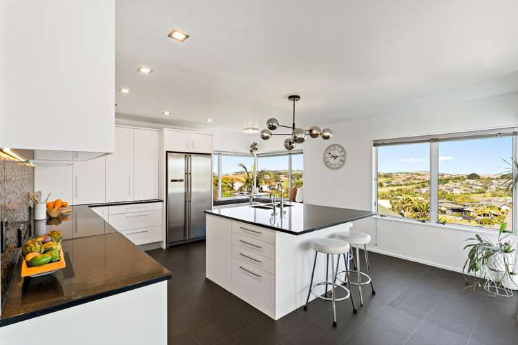 1207 Whangaparaoa Road Gulf Harbour_4