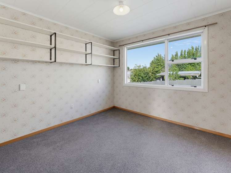 84 Grants Road Marchwiel_14