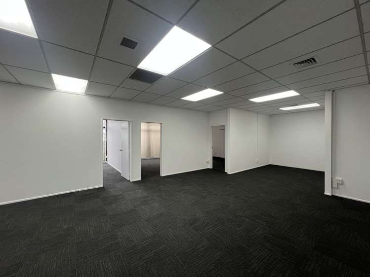 Ground Floor/79 Rockfield Road Penrose_2