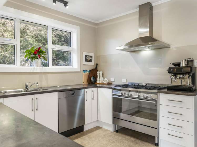 1 Coates Road Cockle Bay_10