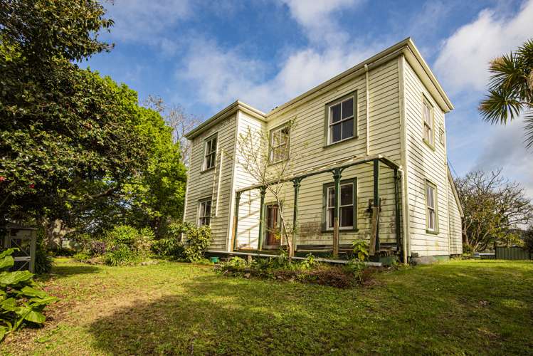 23 Station Road Kamo_19