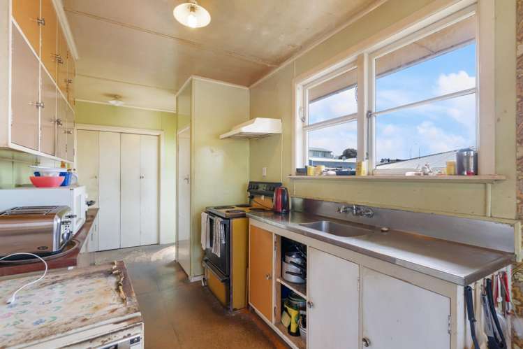 133 Driver Crescent Cannons Creek_6