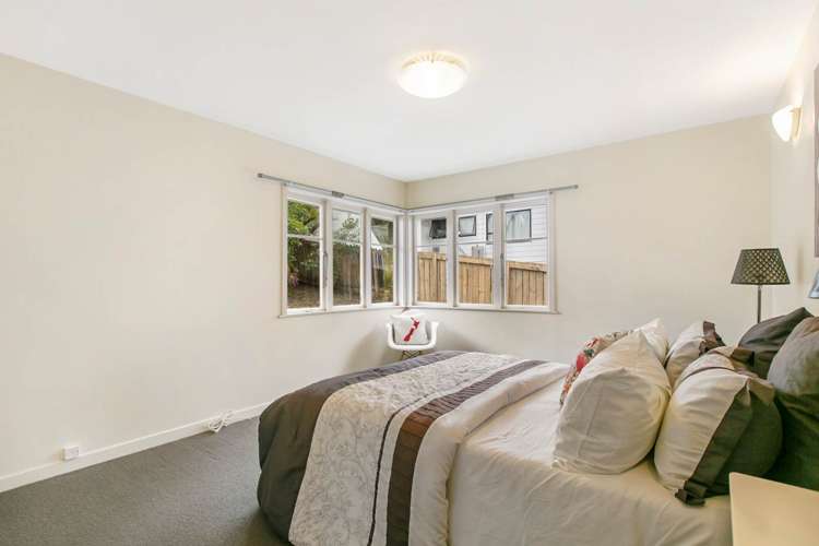 243a Glengarry Road Glen Eden_10