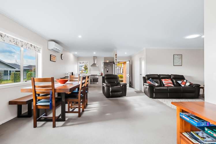 11 Marshall Close_4