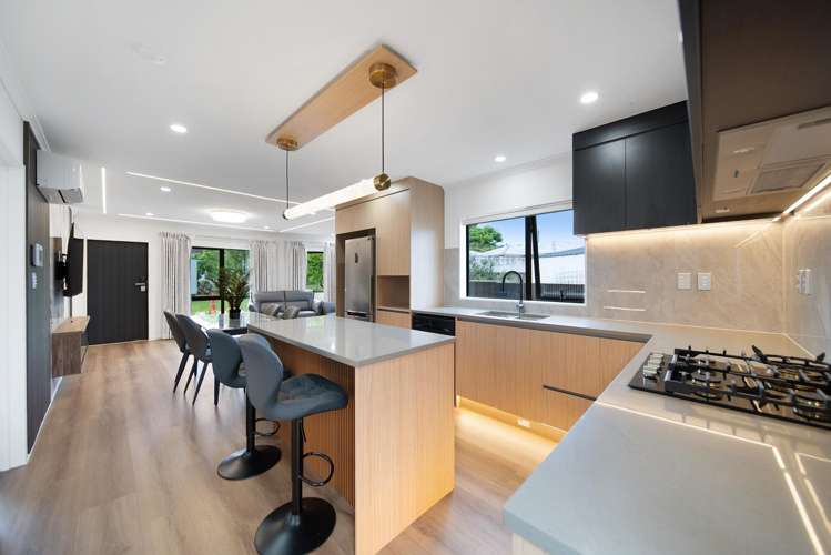 1,2 & 3/28 Jordan Road Mangere_10