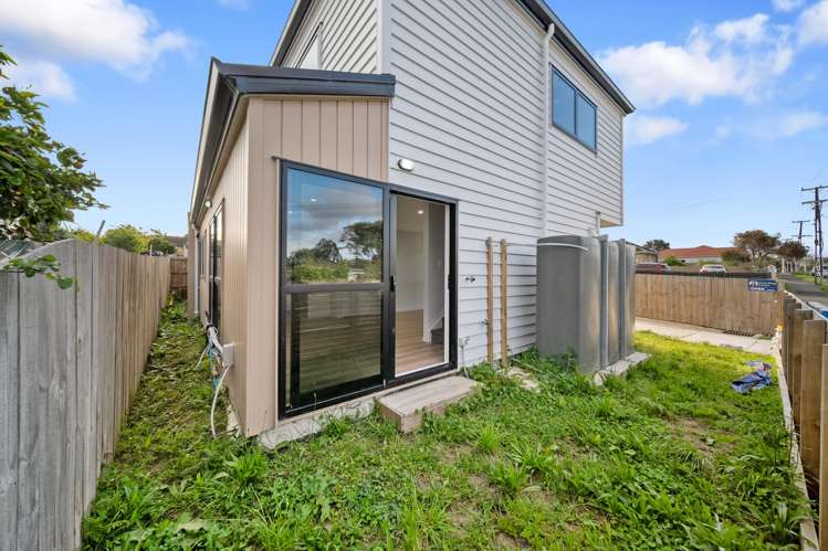 25 Crawford Avenue Mangere Bridge_11