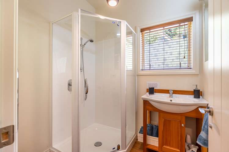 784 Queen Charlotte Drive Havelock_7