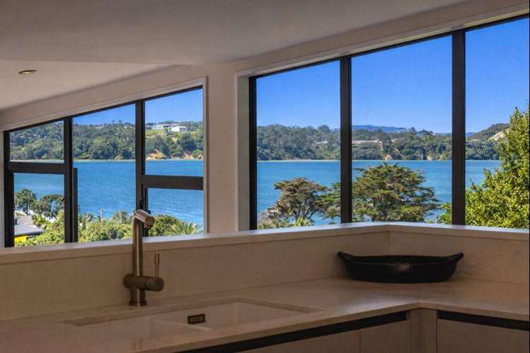 32 Lannan Road Surfdale_13