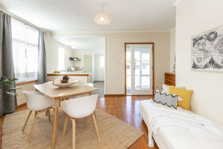 705 Avenue Road West Saint Leonards_5