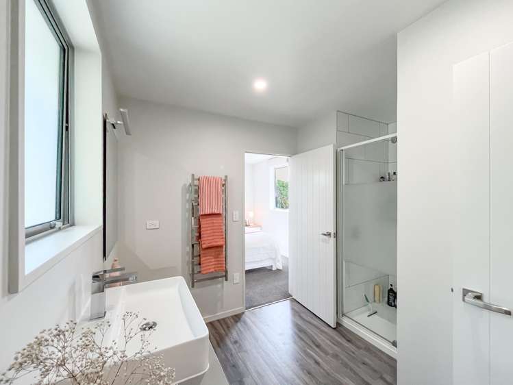 214 Findlay Road Ascot_15