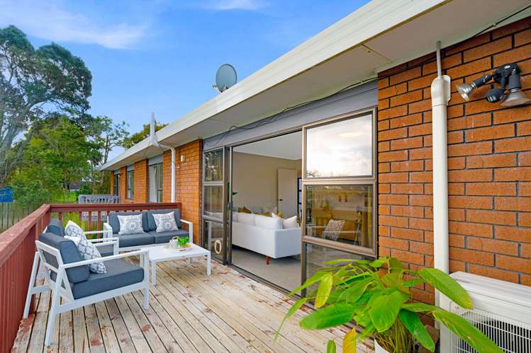 2/12 Grimshaw Place Henderson_11