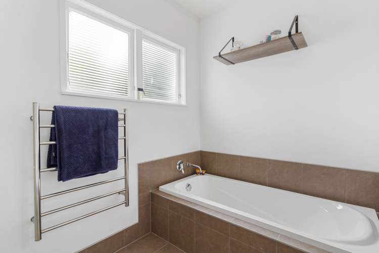 1/170 Clevedon Road Papakura_13