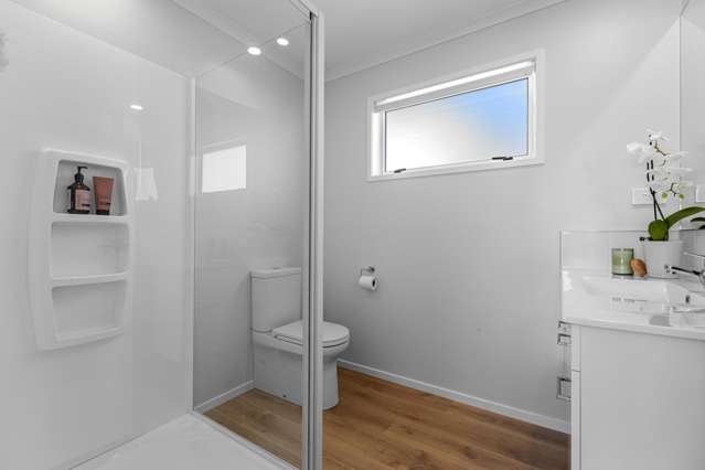 65 Riley Crescent Papamoa_2