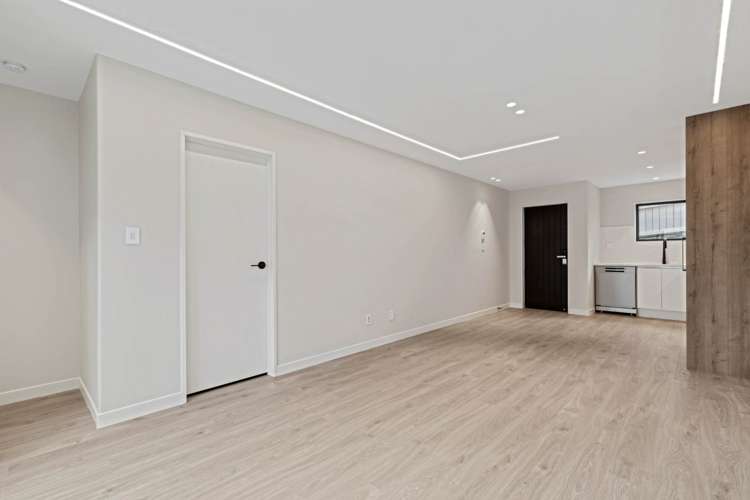 10d Cranston Street Torbay_28
