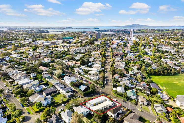 67 St Vincent Avenue Remuera_4