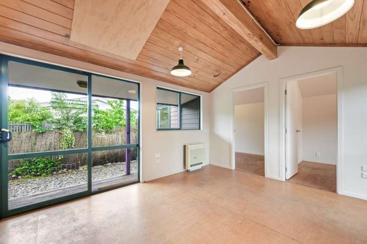 90 Commercial Street Takaka_23