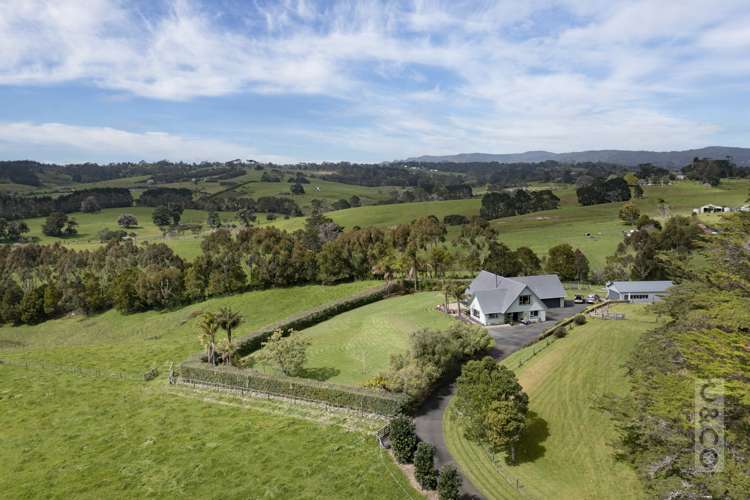 221 Amreins Road Taupaki_46