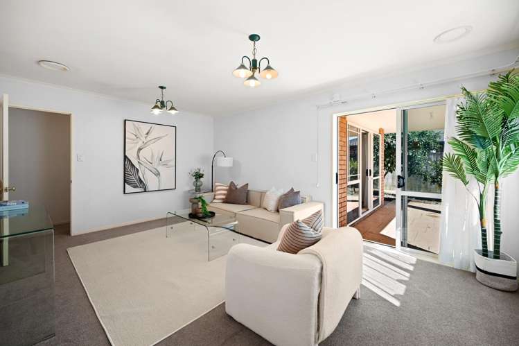 13 Blairgowrie Place Rototuna North_9