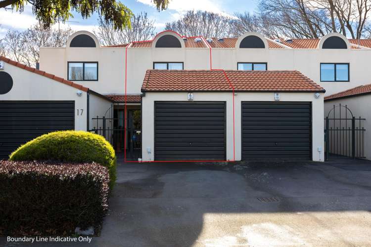 2/17 Devon Street Sydenham_13