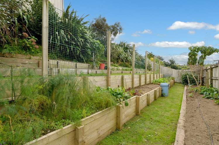 32 Fairfax Crescent Pyes Pa_17