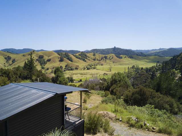 PRIVATE RURAL PARADISE WITH CABIN