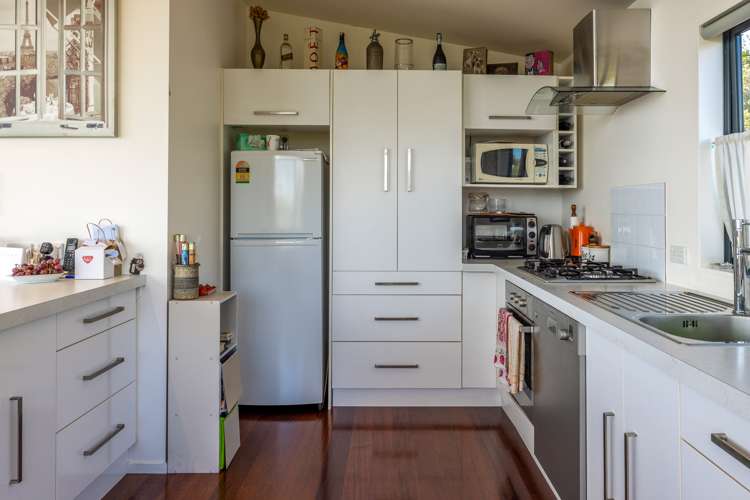 28c Beatty Parade Surfdale_11