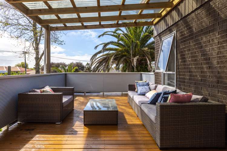 29 Elliston Crescent Stanmore Bay_11