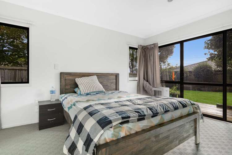 4 Owhatiura Drive Lynmore_12