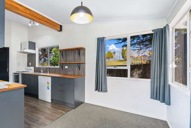 42 Kohe Street Parahaki_2