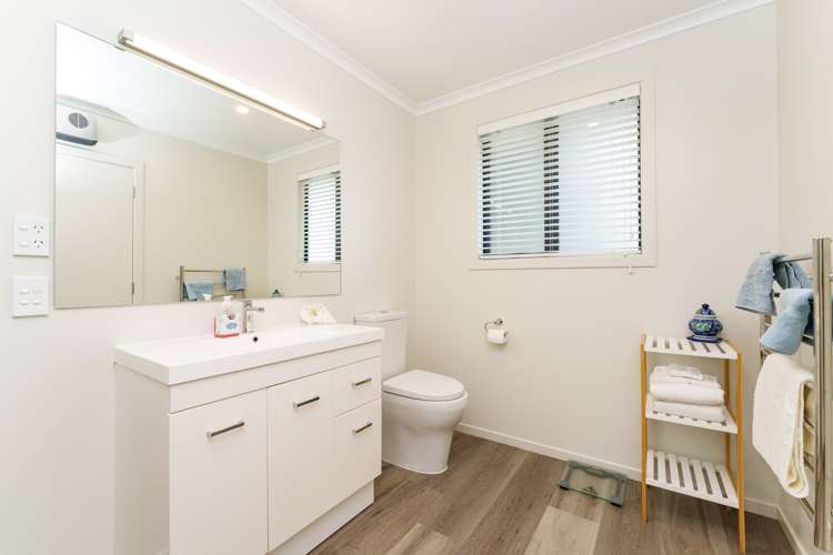 17 Abbotts Hill Road Abbotsford_13