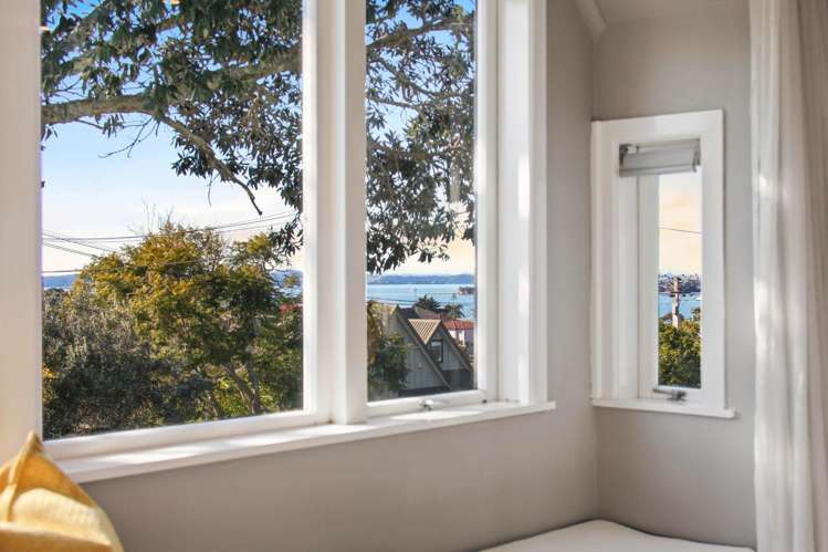 19 Beach Road Mellons Bay_28