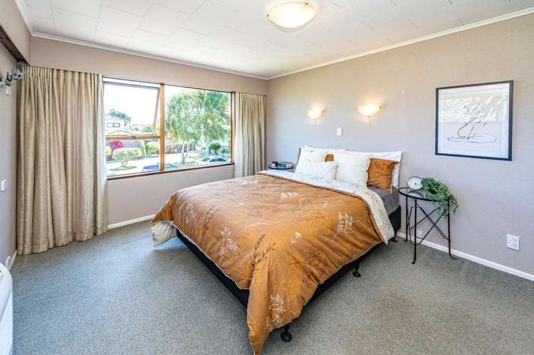 19 Akepiro Place 1230_11