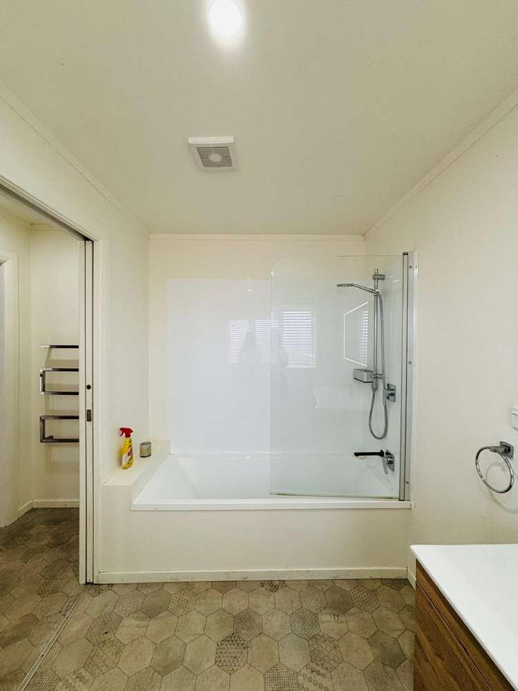  A/5 Avalon Crescent Avalon_17