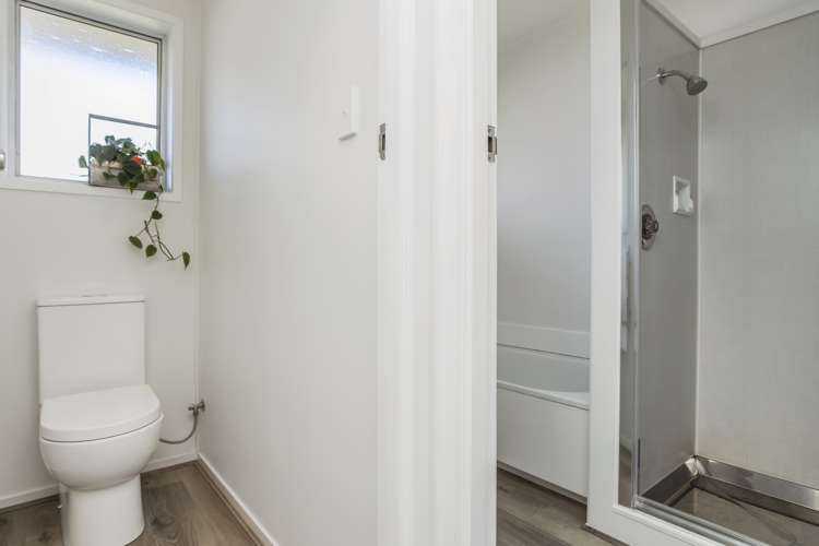 1/12 Markham Place Bucklands Beach_12