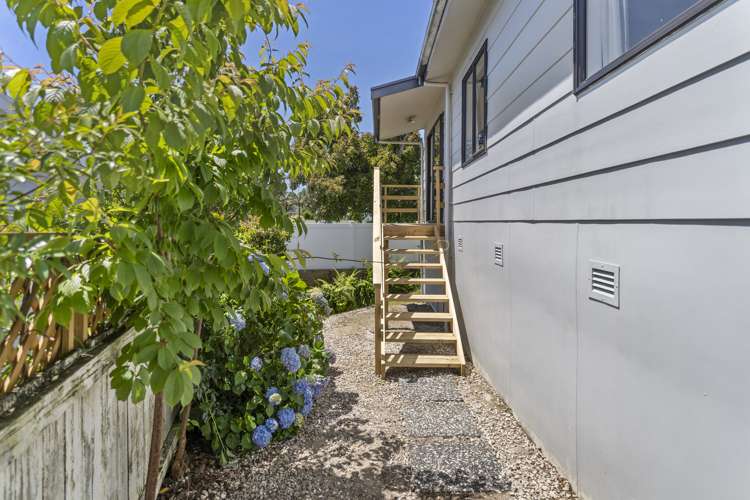 2 Portland Street Welcome Bay_15