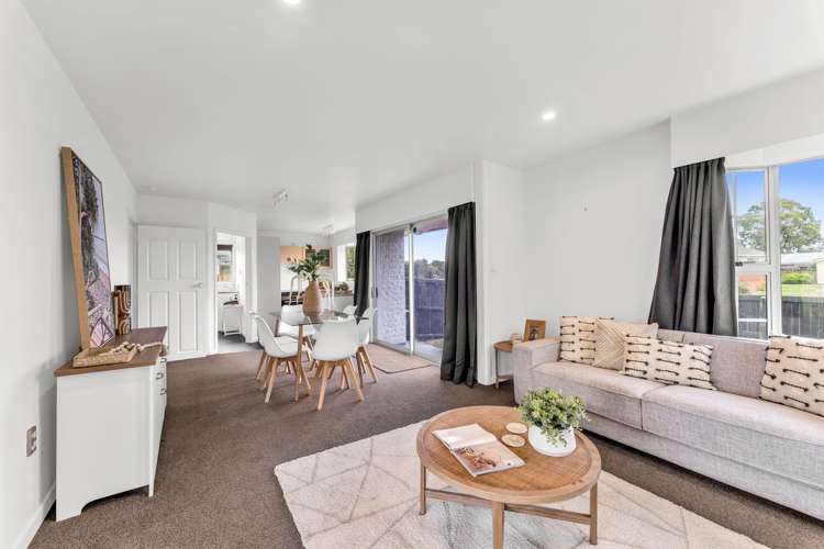 67 Chartwell Street Burwood_8