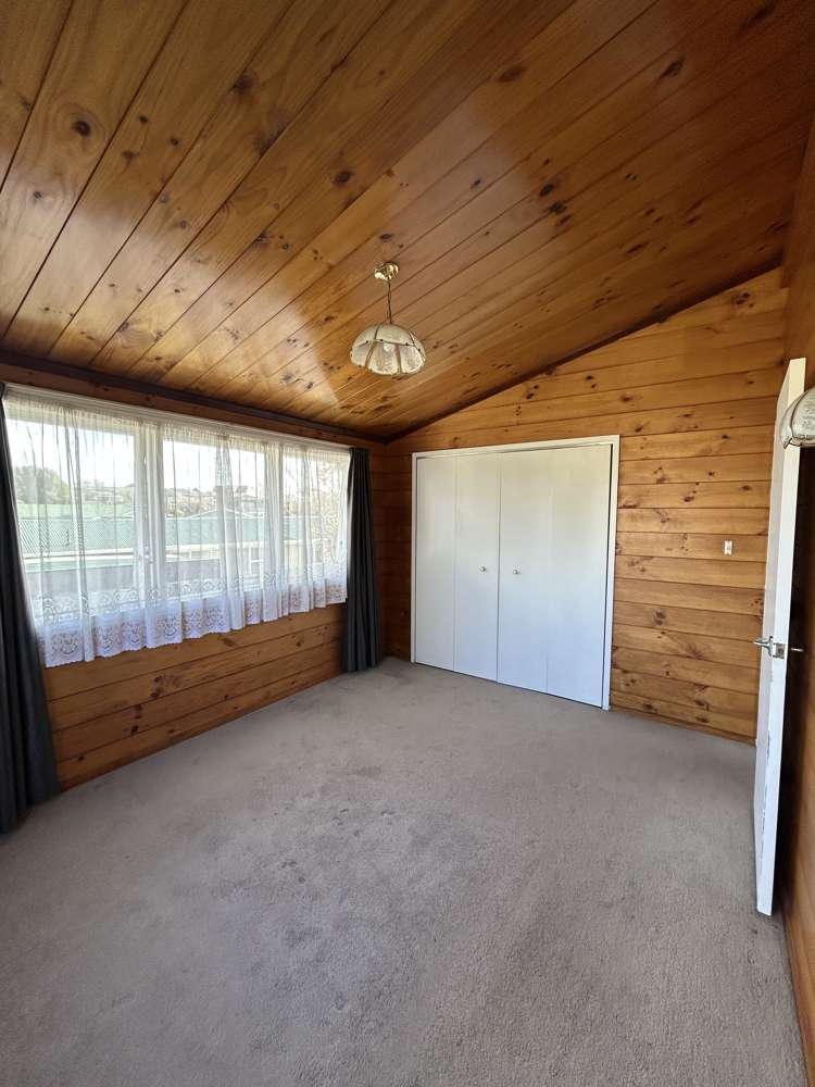 236 West Parkdale Street Tokoroa_11