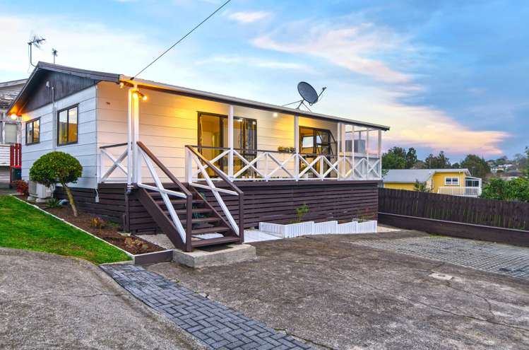 78A White Swan Road_0