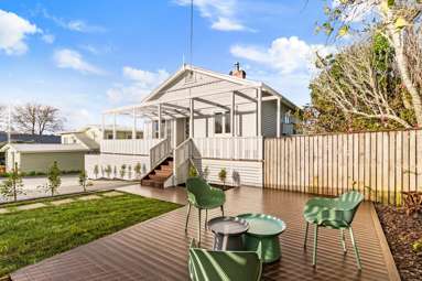 33a Roland Road_4