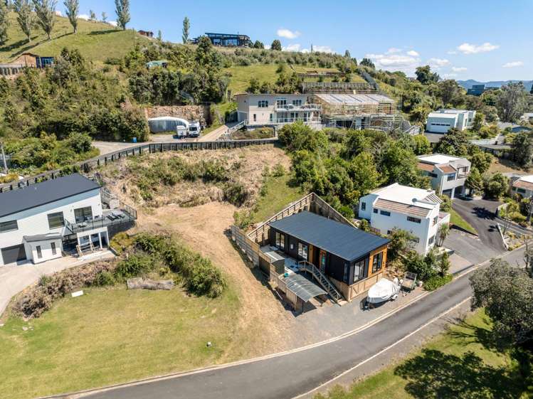 6/135 Waireka Place Whangamata_17