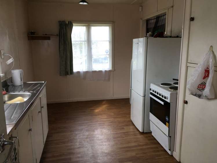 24 Dreghorn Place Tokoroa_5