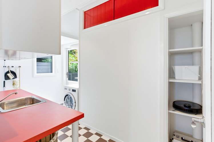 37 Earls Road St Clair_25