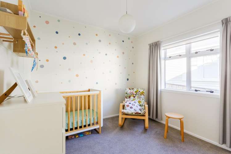 2 Berwick Grove Seatoun_11