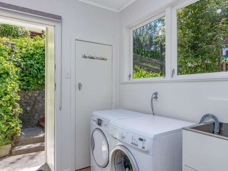 6 Deller Grove Silverstream_18