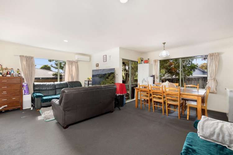 80 Welcome Bay Road Welcome Bay_1