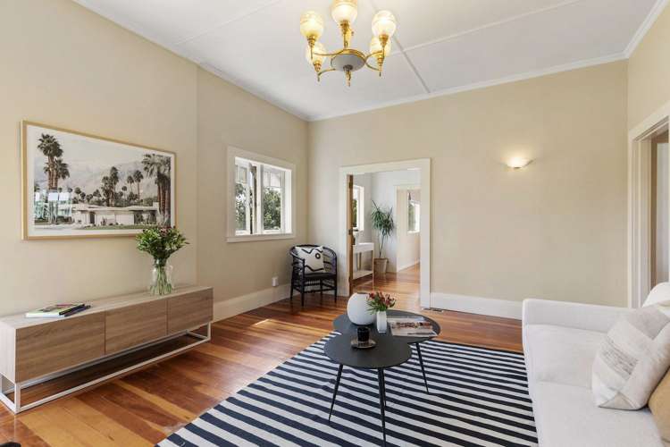 24 Shoal Bay Road Devonport_7