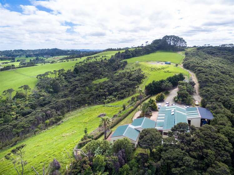 187 Valley Road Waimauku_14